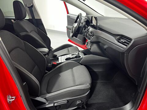 ford, focus, sedan 1.5 tdcı ecoblue trend x otomatik, otomatik, dizel 2.el otomobil | renew 31