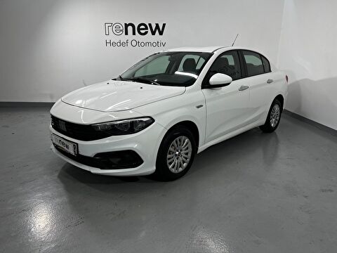 Sedan 1.3 MultiJet Easy, 2. el otomobil | renew
