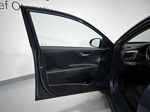 kia, stonic, suv 1.4 mpı business otomatik, otomatik, benzin 2.el otomobil | renew 40