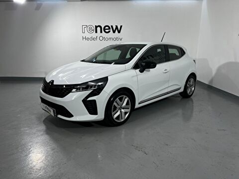 Hatchback 1.0 TCe Evolution X-Tronic, 2. el otomobil | renew