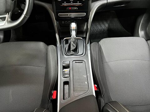 renault, megane, sedan 1.3 tce touch edc, otomatik, benzin 2.el otomobil | renew 31