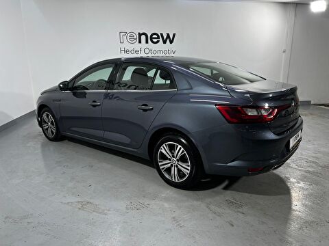 renault, megane, sedan 1.3 tce touch edc, otomatik, benzin 2.el otomobil | renew 17