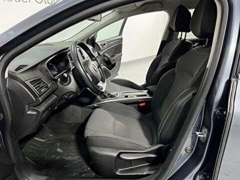 renault, megane, sedan 1.3 tce touch edc, otomatik, benzin 2.el otomobil | renew 29