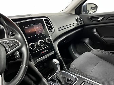 renault, megane, sedan 1.3 tce touch edc, otomatik, benzin 2.el otomobil | renew 26