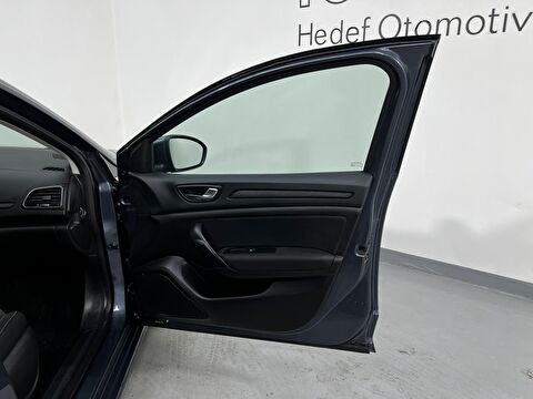 renault, megane, sedan 1.3 tce touch edc, otomatik, benzin 2.el otomobil | renew 38