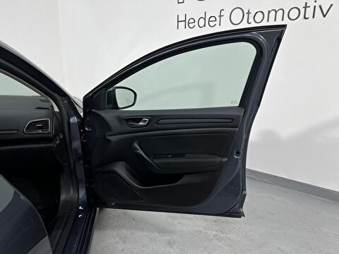 renault, megane, sedan 1.3 tce touch edc, otomatik, benzin 2.el otomobil | renew 38