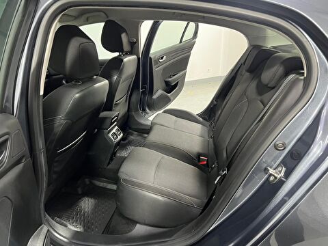 renault, megane, sedan 1.3 tce touch edc, otomatik, benzin 2.el otomobil | renew 36