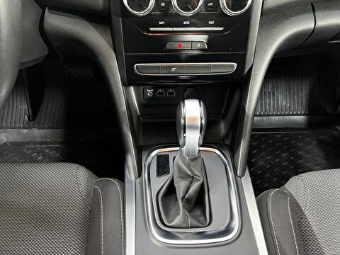 renault, megane, sedan 1.3 tce touch edc, otomatik, benzin 2.el otomobil | renew 26