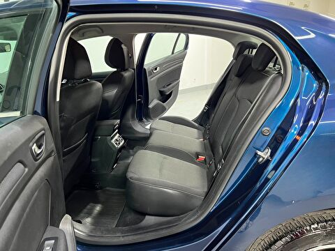 renault, megane, sedan 1.3 tce touch edc, otomatik, benzin 2.el otomobil | renew 33