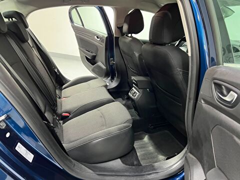 renault, megane, sedan 1.3 tce touch edc, otomatik, benzin 2.el otomobil | renew 34