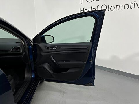 renault, megane, sedan 1.3 tce touch edc, otomatik, benzin 2.el otomobil | renew 36