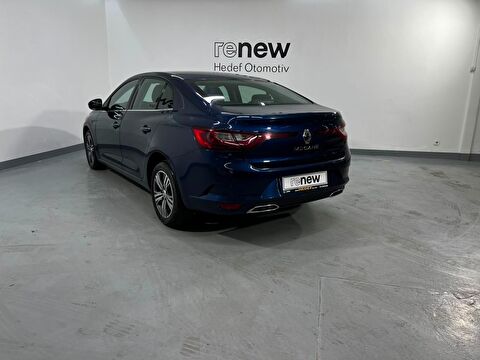 renault, megane, sedan 1.3 tce touch edc, otomatik, benzin 2.el otomobil | renew 17