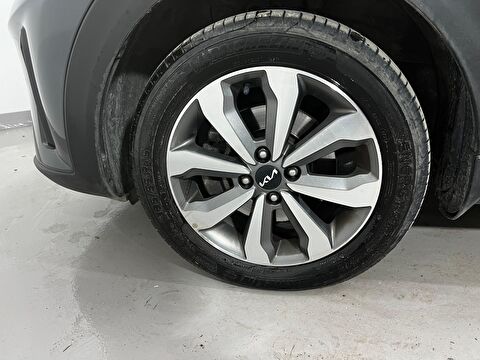 kia, stonic, suv 1.4 mpı business otomatik, otomatik, benzin 2.el otomobil | renew 42