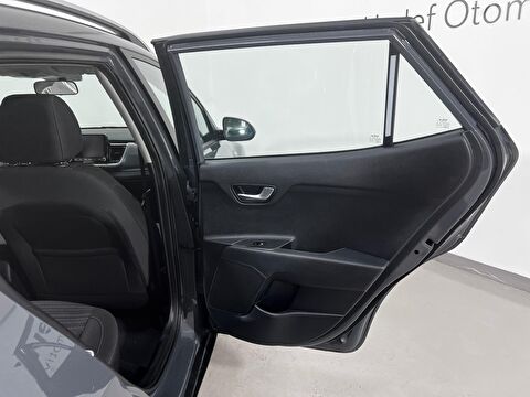 kia, stonic, suv 1.4 mpı business otomatik, otomatik, benzin 2.el otomobil | renew 37