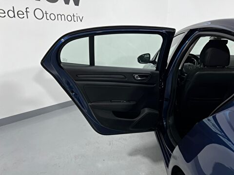 renault, megane, sedan 1.3 tce touch edc, otomatik, benzin 2.el otomobil | renew 35