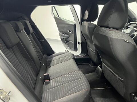 peugeot, 2008, crossover 1.5 bluehdı active prime eat8, otomatik, dizel 2.el otomobil | renew 30
