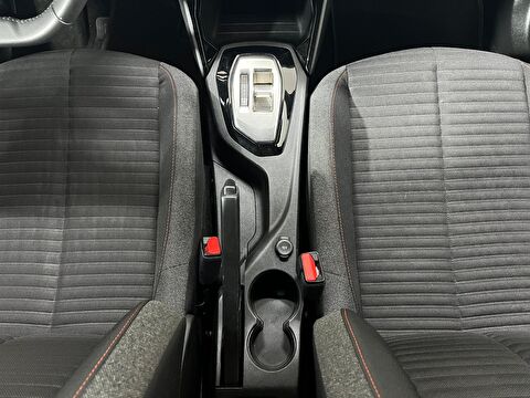 peugeot, 2008, crossover 1.5 bluehdı active prime eat8, otomatik, dizel 2.el otomobil | renew 15