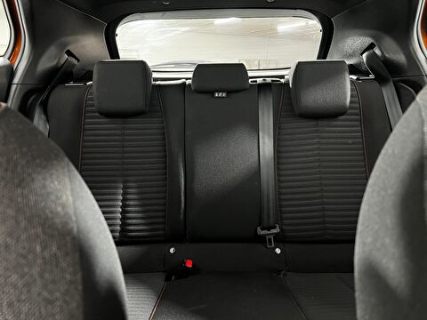 peugeot, 2008, crossover 1.5 bluehdı active prime eat8, otomatik, dizel 2.el otomobil | renew 14