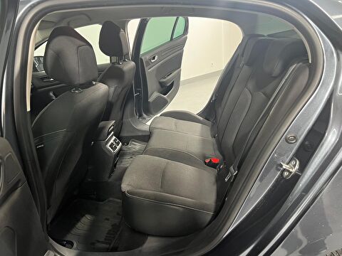 renault, megane, sedan 1.3 tce joy comfort edc, otomatik, benzin 2.el otomobil | renew 28