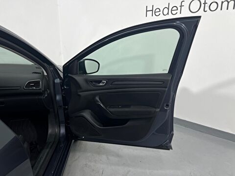 renault, megane, sedan 1.3 tce joy comfort edc, otomatik, benzin 2.el otomobil | renew 34