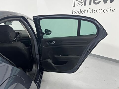 renault, megane, sedan 1.3 tce joy comfort edc, otomatik, benzin 2.el otomobil | renew 32