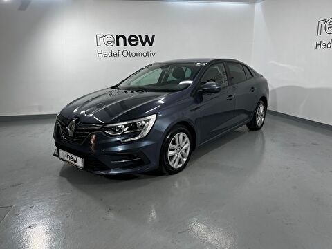 Sedan 1.3 TCe Joy Comfort EDC, 2. el otomobil | renew