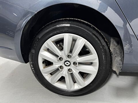 renault, megane, sedan 1.3 tce joy comfort edc, otomatik, benzin 2.el otomobil | renew 9