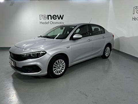 Sedan 1.3 MultiJet Easy, 2. el otomobil | renew