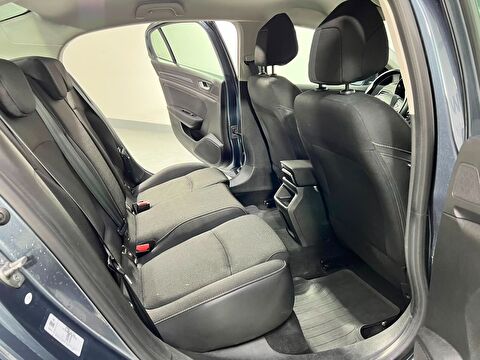 renault, megane, sedan 1.3 tce joy edc, otomatik, benzin 2.el otomobil | renew 33