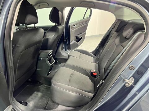 renault, megane, sedan 1.3 tce joy edc, otomatik, benzin 2.el otomobil | renew 32