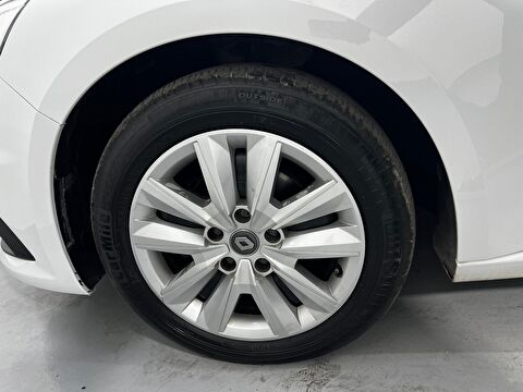 renault, megane, sedan 1.3 tce joy comfort edc, otomatik, benzin 2.el otomobil | renew 40