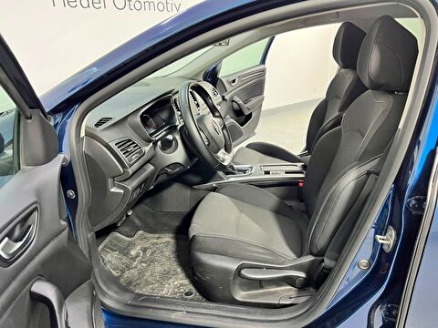 renault, megane, sedan 1.3 tce touch edc, otomatik, benzin 2.el otomobil | renew 22