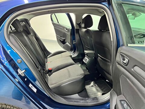 renault, megane, sedan 1.3 tce touch edc, otomatik, benzin 2.el otomobil | renew 37