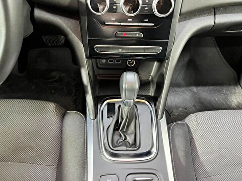 renault, megane, sedan 1.3 tce touch edc, otomatik, benzin 2.el otomobil | renew 30