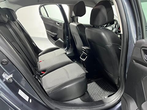 renault, megane, sedan 1.3 tce joy edc, otomatik, benzin 2.el otomobil | renew 32