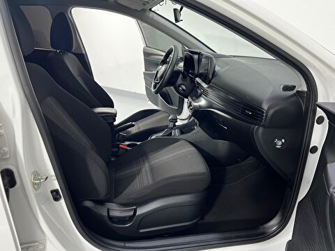 hyundai, i20, 1.4 mpı jump, otomatik, benzin 2.el otomobil | renew 31