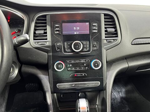 renault, megane, sedan 1.3 tce joy comfort edc, otomatik, benzin 2.el otomobil | renew 28