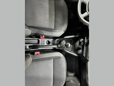 dacia, duster, suv 1.0 tce essential, manuel, benzin 2.el otomobil | renew 26