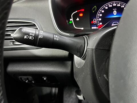 renault, megane, sedan 1.3 tce touch edc, otomatik, benzin 2.el otomobil | renew 34