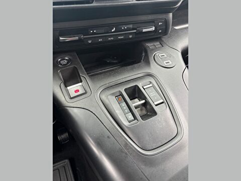 citroën, berlingo, 1.5 bluehdı shine	eat8, otomatik, dizel 2.el otomobil | renew 15
