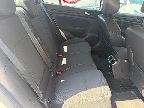 renault, megane, sedan 1.3 tce touch edc, otomatik, benzin 2.el otomobil | renew 12