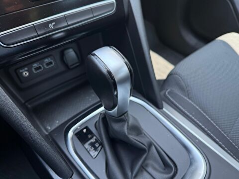 renault, megane, sedan 1.3 tce touch edc, otomatik, benzin 2.el otomobil | renew 9