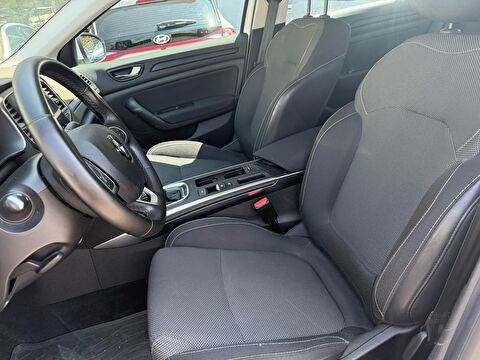 renault, megane, sedan 1.3 tce touch edc, otomatik, benzin 2.el otomobil | renew 14