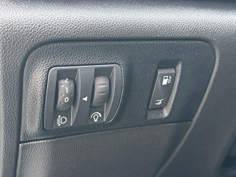 renault, megane, sedan 1.3 tce joy comfort edc, otomatik, benzin 2.el otomobil | renew 16