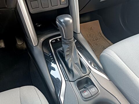 toyota, corolla, cross 1.8 hybrid flame x-pack e-cvt, otomatik, hybrid 2.el otomobil | renew 14