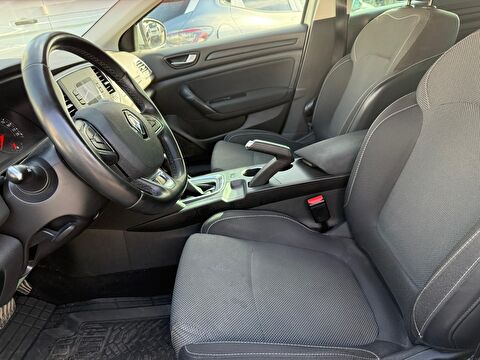 renault, megane, sedan 1.3 tce joy comfort edc, otomatik, benzin 2.el otomobil | renew 14