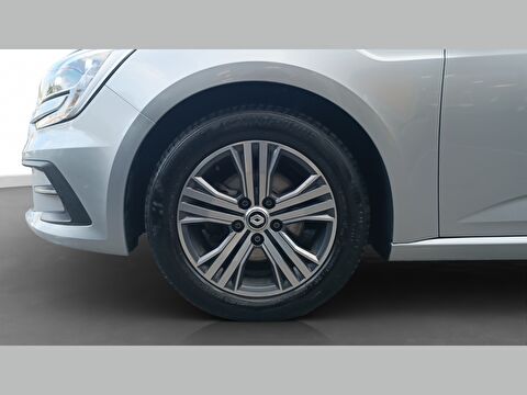 renault, megane, sedan 1.3 tce touch edc, otomatik, benzin 2.el otomobil | renew 8