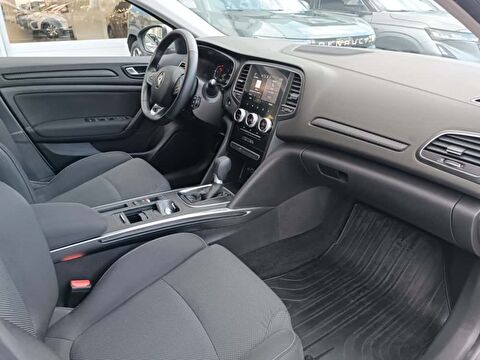 renault, megane, sedan 1.3 tce touch edc, otomatik, benzin 2.el otomobil | renew 17