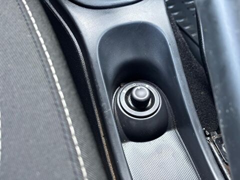 dacia, duster, suv 1.5 dcı 4x4 laureate, manuel, dizel 2.el otomobil | renew 21