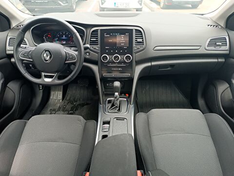 renault, megane, sedan 1.3 tce touch edc, otomatik, benzin 2.el otomobil | renew 10